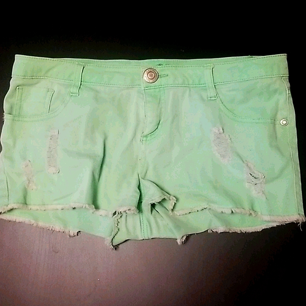 Pastel short shorts
